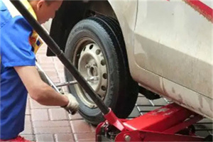 保靖附近拖车24小时服务热线电话